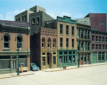 Woodland Scenics HO Scale 20200 Pam's Pet Shop