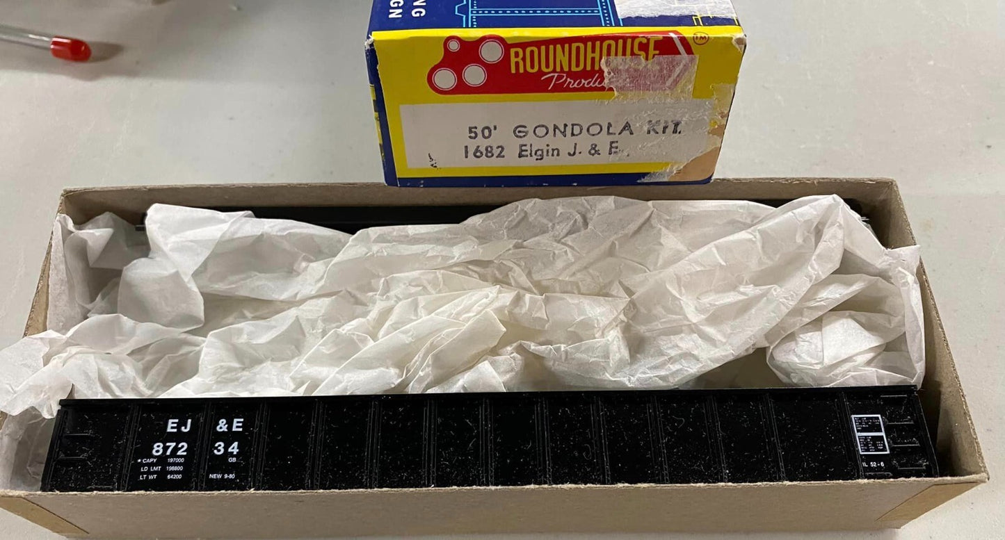 Roundhouse HO scale model gondola - Roundhouse 50' gondola Elgin Joliet & Eastern #87234 HO Scale !