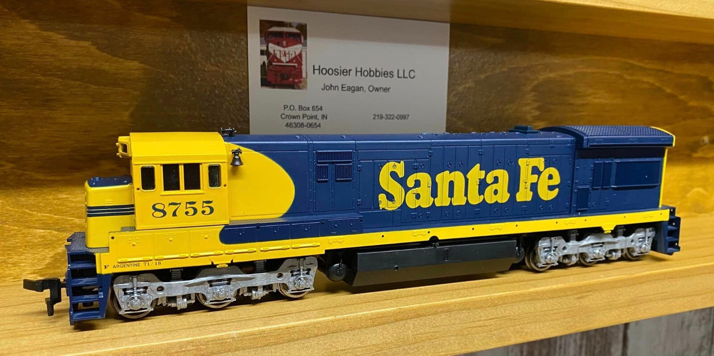 Atlas HO scale model locomotive - Atlas GE U36C Santa Fe #8755 HO SCALE