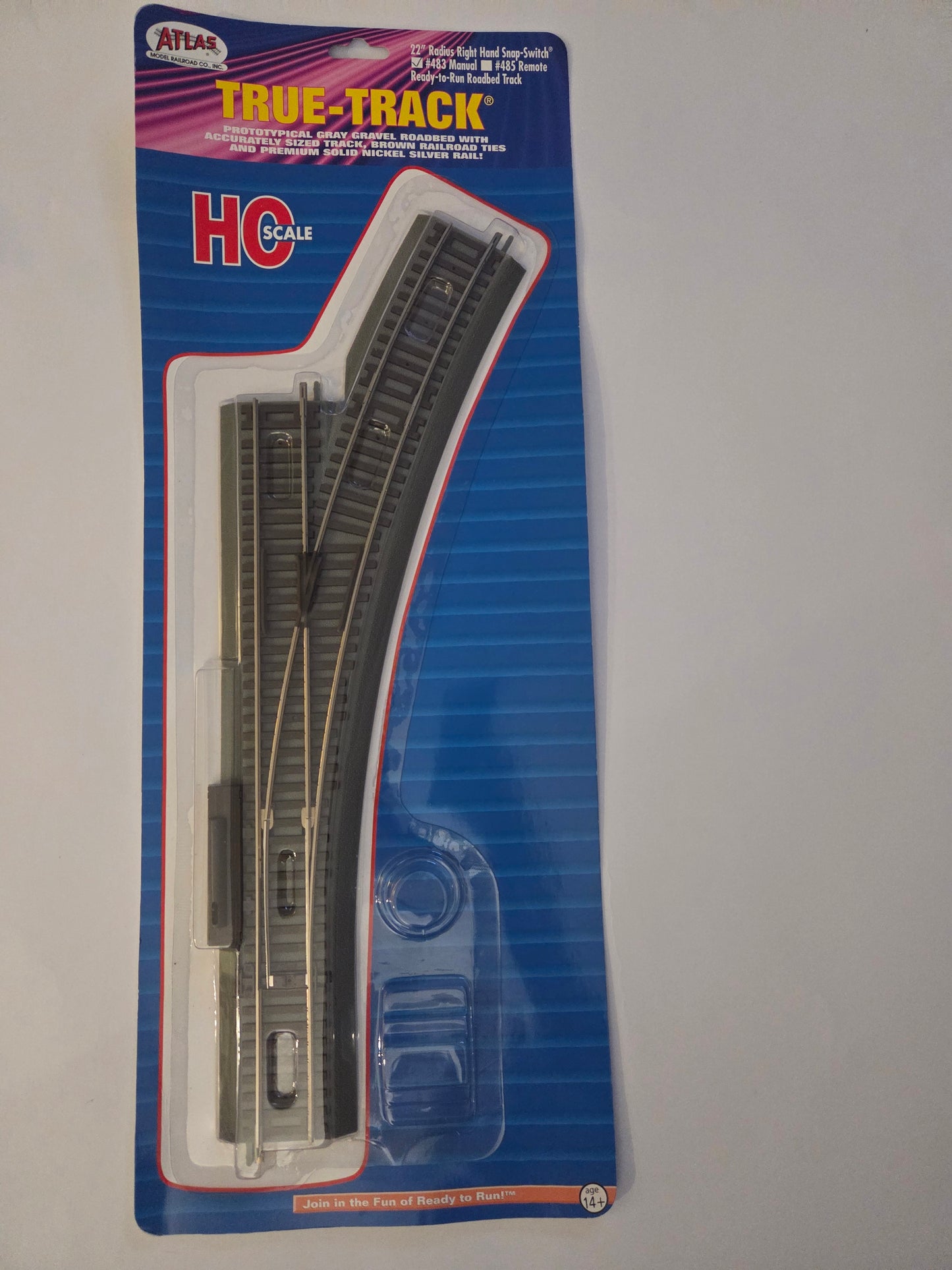 Atlas HO Scale Track Code 83 True-Track 22" Radius Right Hand Manual Snap-Switch