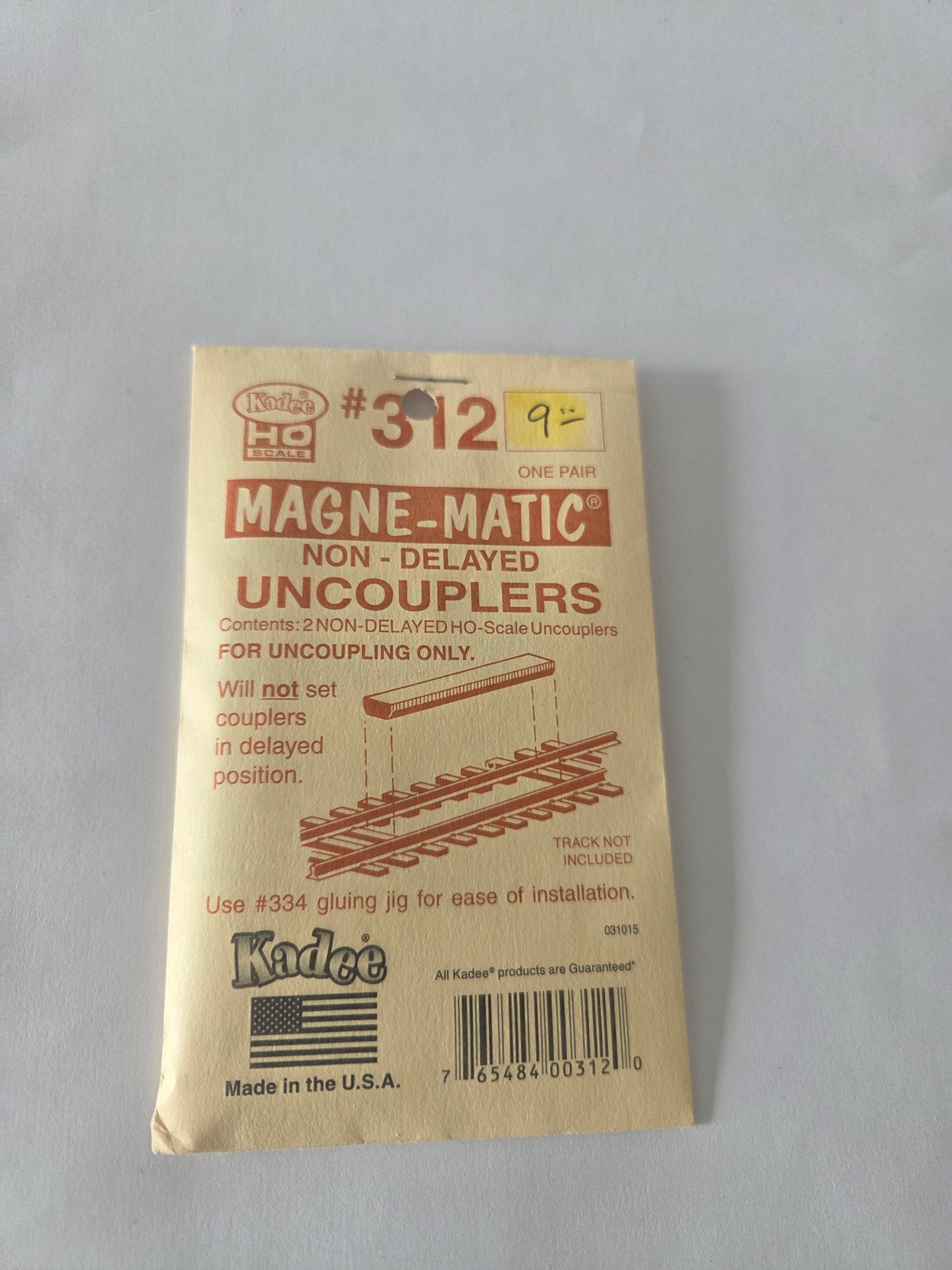 Kadee HO 312 Uncoupler Permanent Magnet Non-Delayed Uncoupler (1 pair)