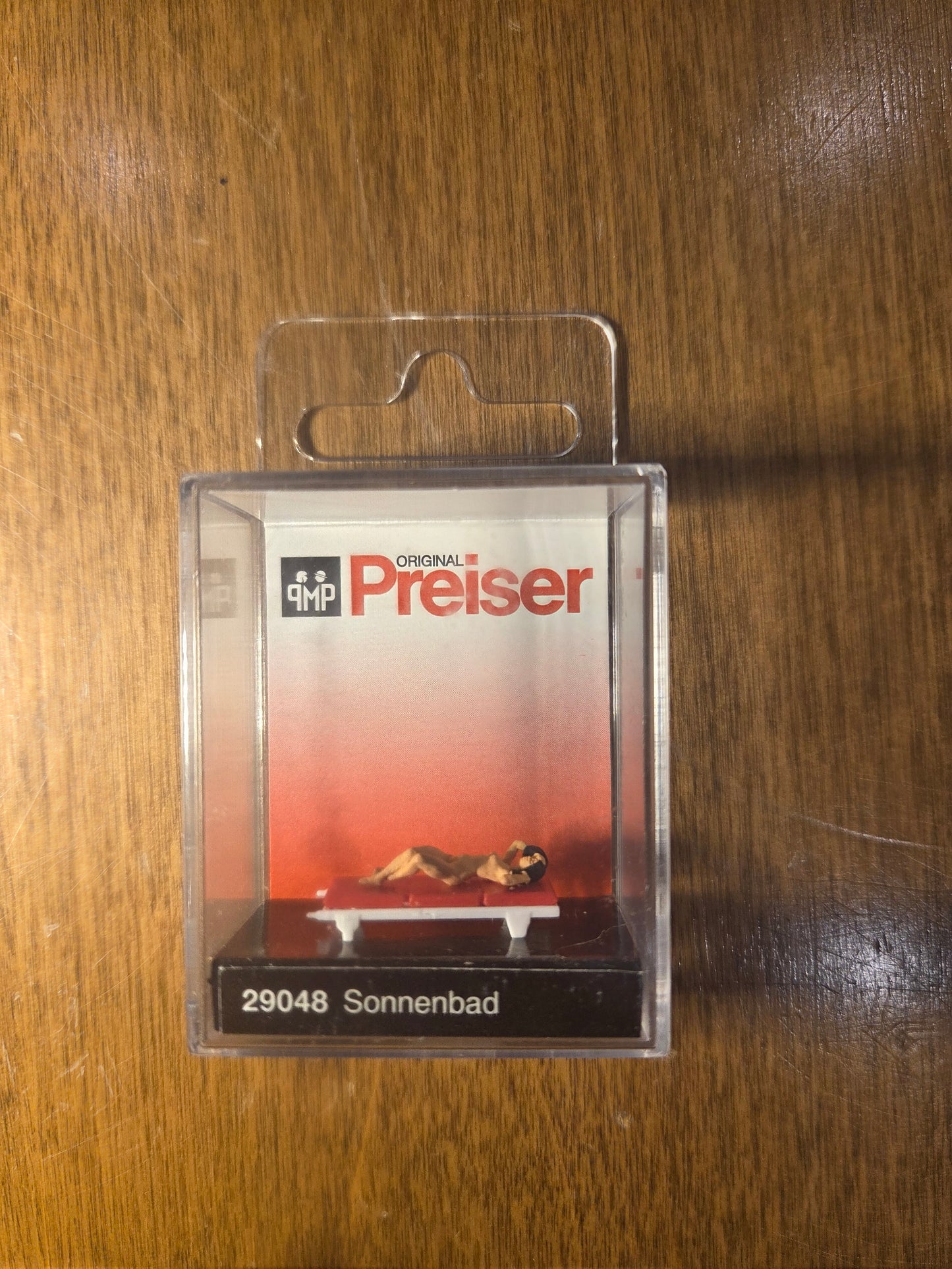 Preiser HO Scale Sunbather