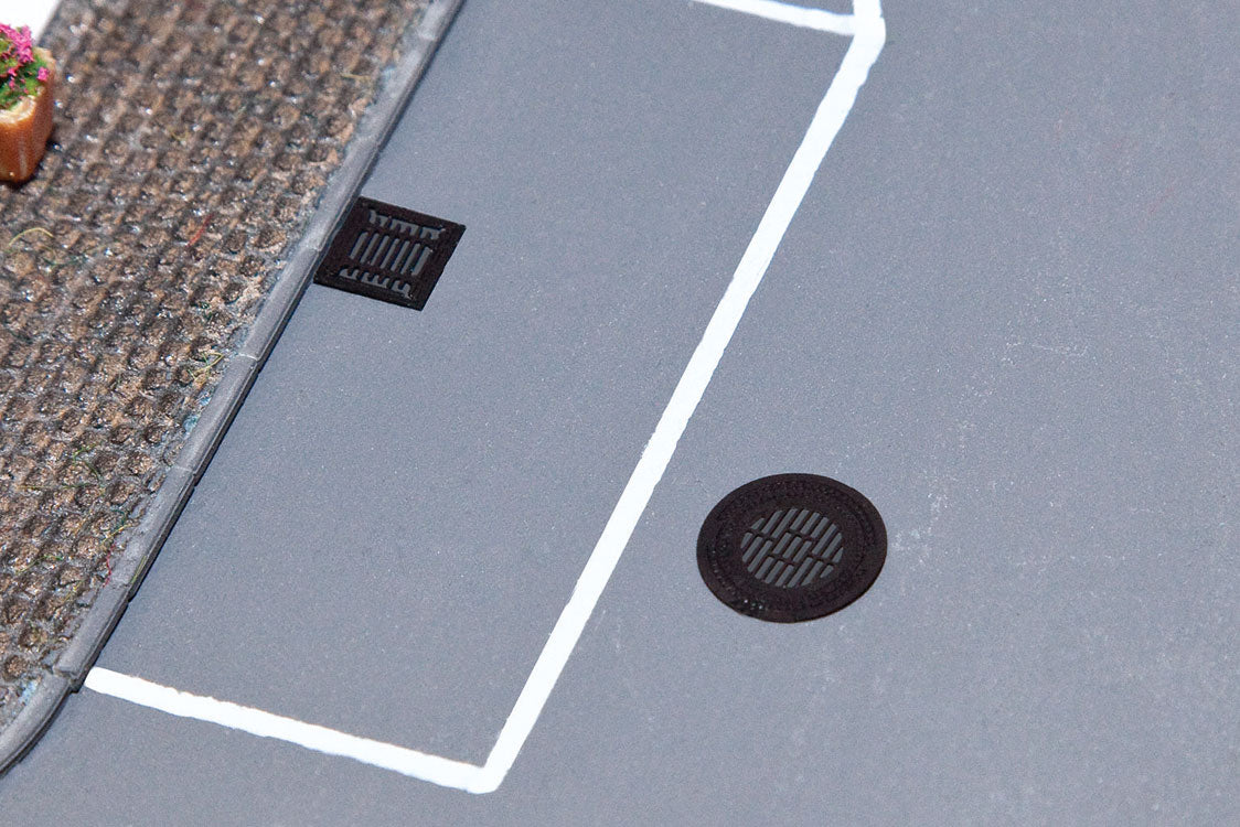Walthers HO Scale 949-4123 Kit Manhole covers and grates (3 packages)
