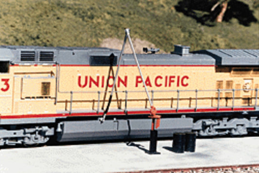 American Limited HO 147-5200 Scenery Snyder Diesel Fuel Crane - Kit - pkg(2)