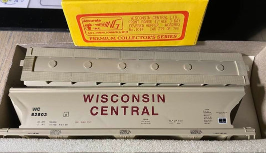 HO scale model covered hopper - Accurate Finishing Limited Run Covered Hopper Wisconsin Central #82801 HO Scale