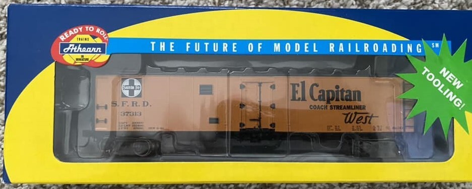 Athearn HO scale model refrigerator car - Athearn 50' ice bunker reefer Santa Fe #37313 "El Capitan" Early Map OOP 2006