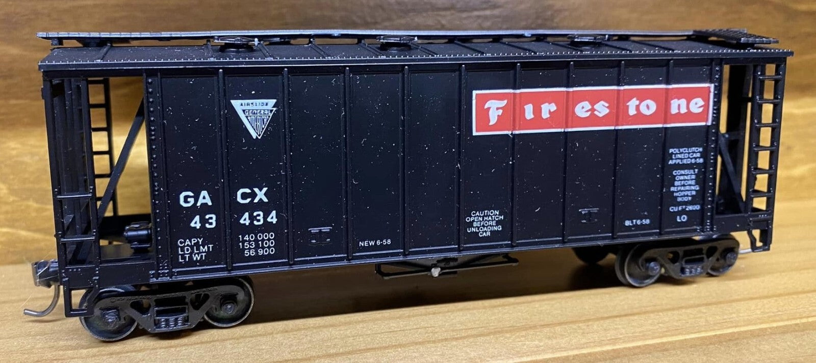 Con-Cor | HO & N Scale Model Train Cars | Trackside Trains