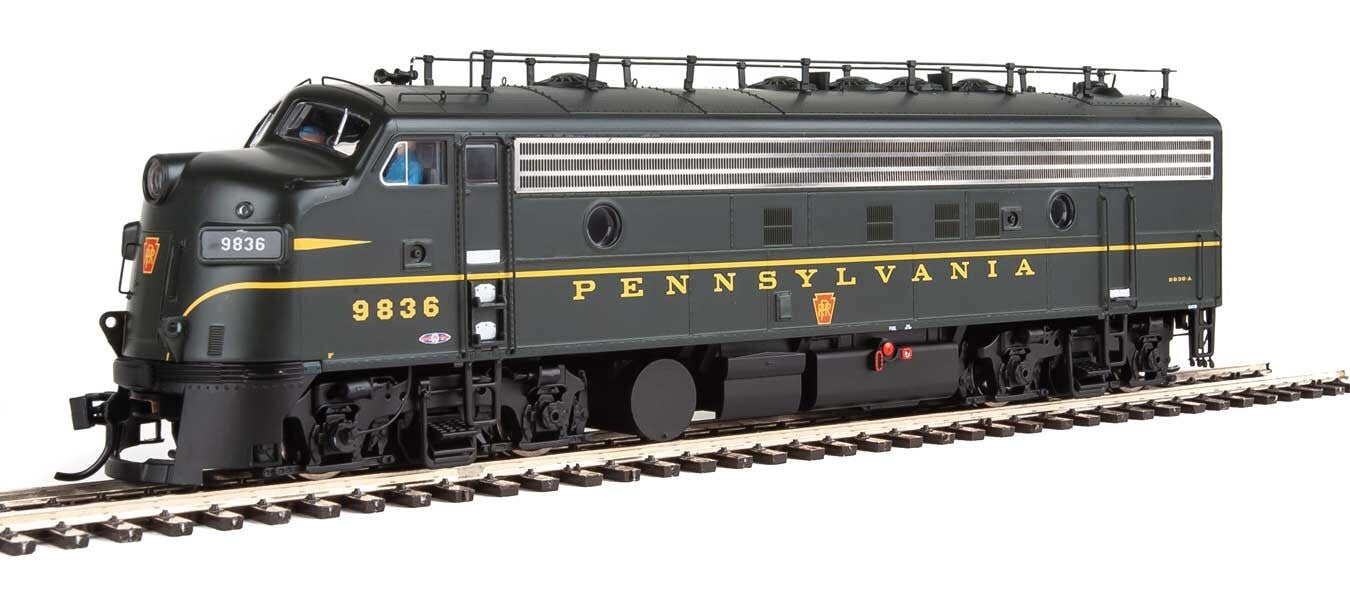 Walthers HO scale model locomotive - Walthers EMD FP7 & F7B Pennsylvania RR #9836 A & B DCC/Sound Version