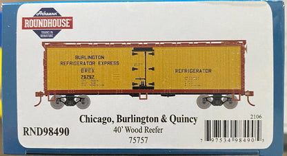Athearn HO scale model refrigerator car - Athearn 40' wood reefer CB&Q #75757 OOP Since 2006!