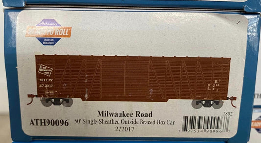 Athearn HO scale model boxcar - Athearn 50' single sheath outside braced boxcar Milwaukee Road #272017