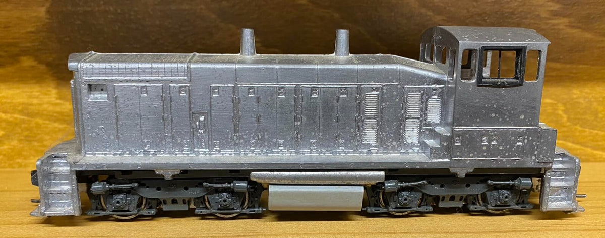 HO scale model locomotive - Cary/Athearn SW1500
