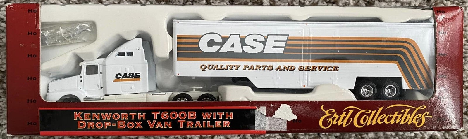 HO scale model railroad detail parts - Ertl Kenworth T600B Tractor/Trailer Case Parts & Service HO Scale