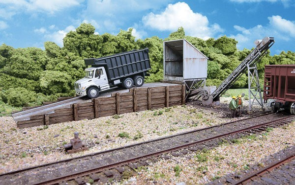 Walthers HO scale model building kit - Walthers HO Scale Kit Truck Dump