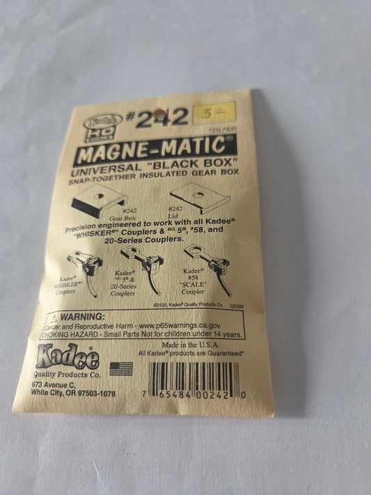 Kadee HO 242 Gear Box #242 Universal Snap-Together Insulated Draft Gear Box (10 pair)