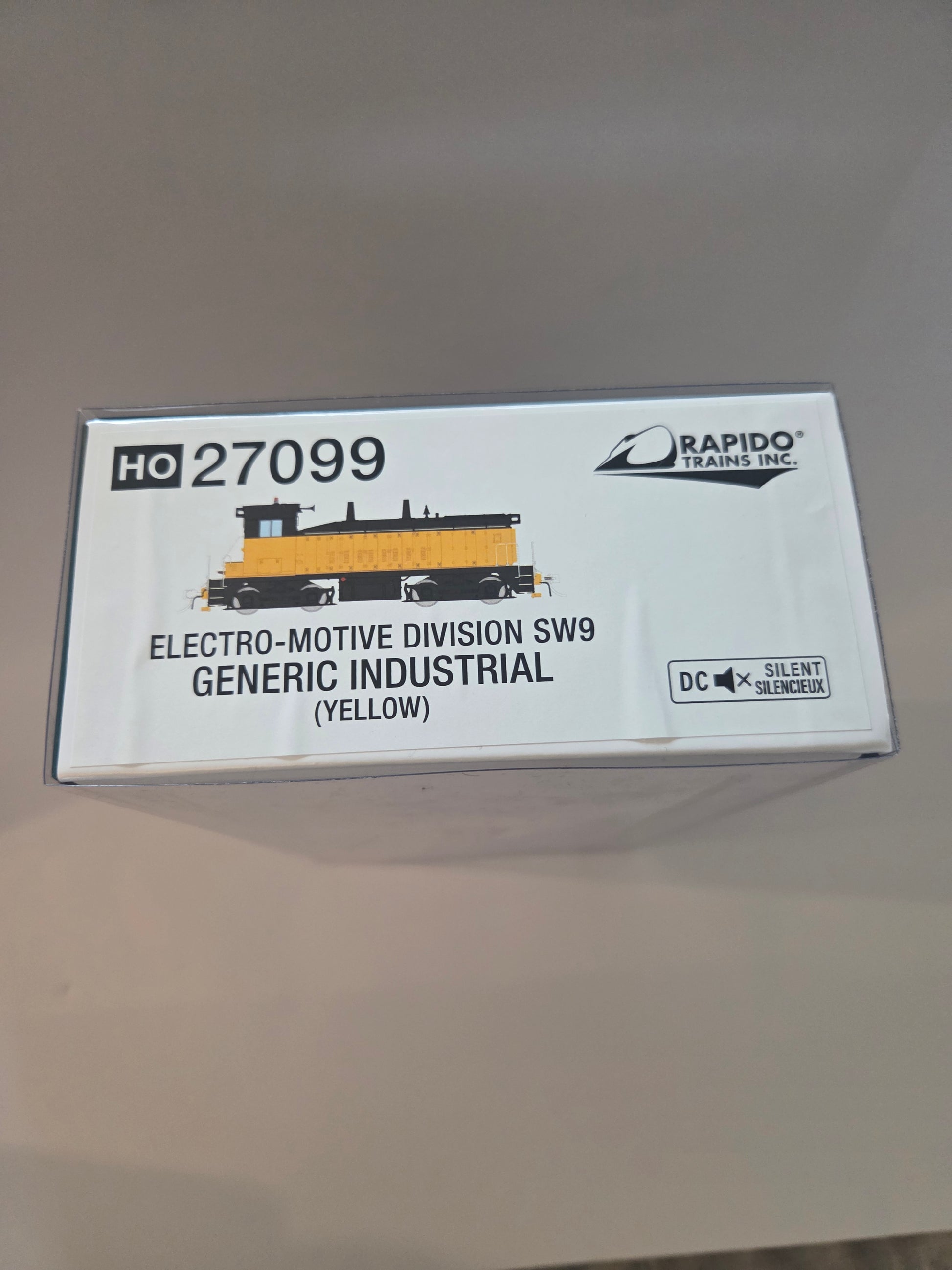 Rapido HO Scale EMD SW9 Diesel Locomotive Generic Industrial Yellow Undecorated (DC)