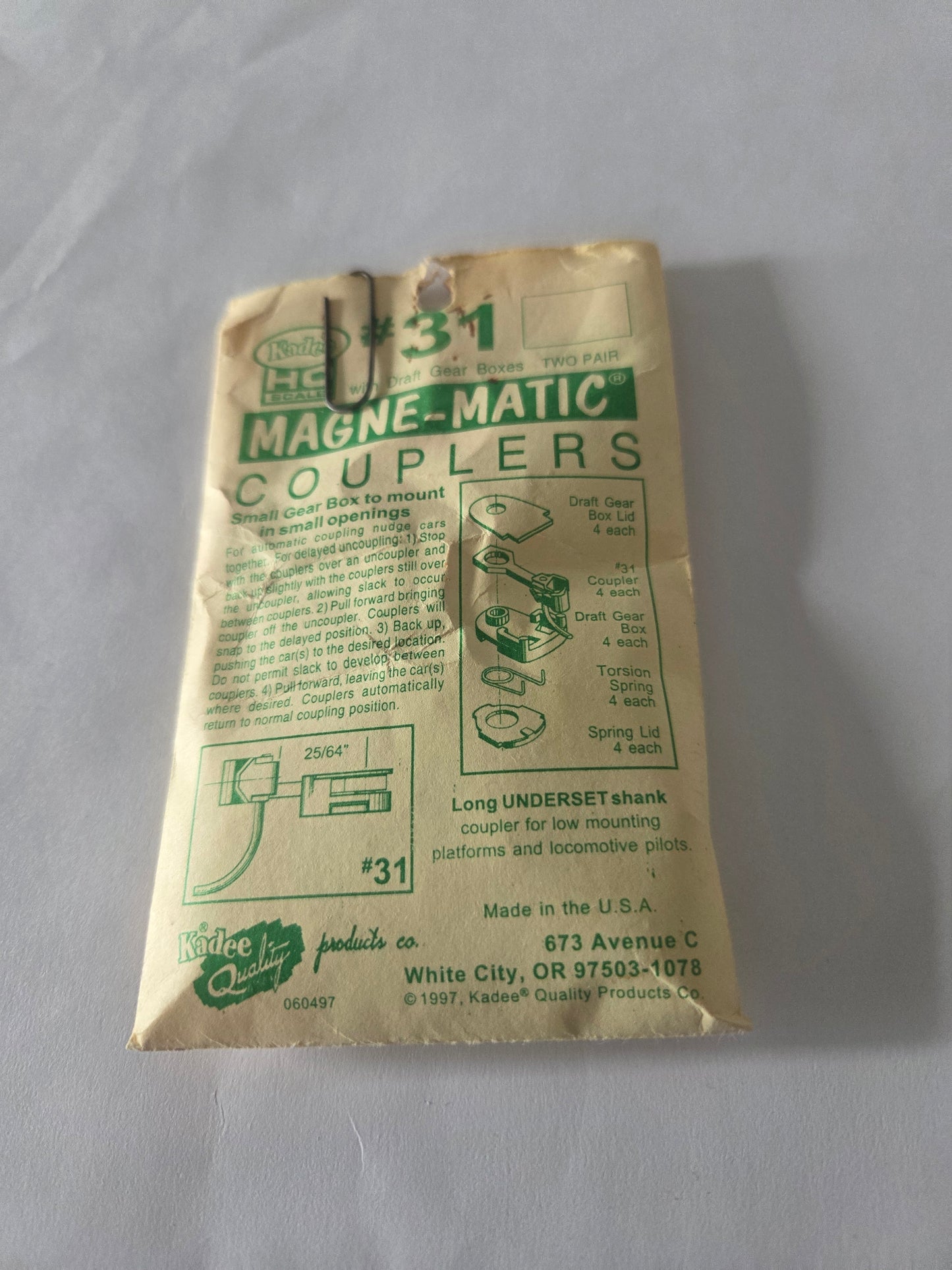 Kadee HO 31 Coupler Long 25/64" Underset w/#233 Draft Gear Boxes 2 Pair