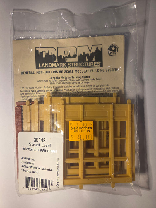 Woodland Scenics HO Scale Street Level Victorian Windows