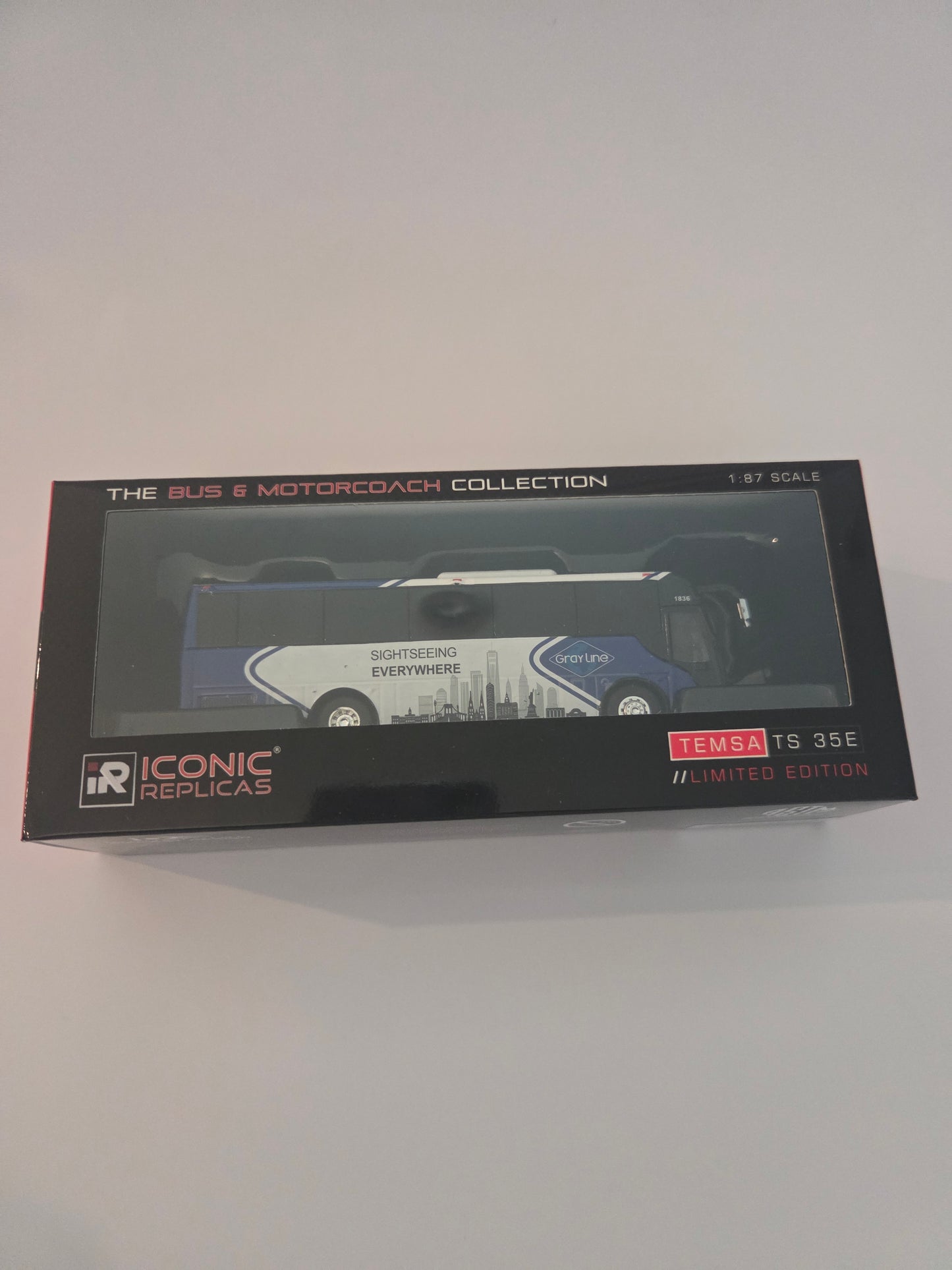 Temsa HO Scale Temsa TS35E Gray Line Sig Gray Line bus collection
