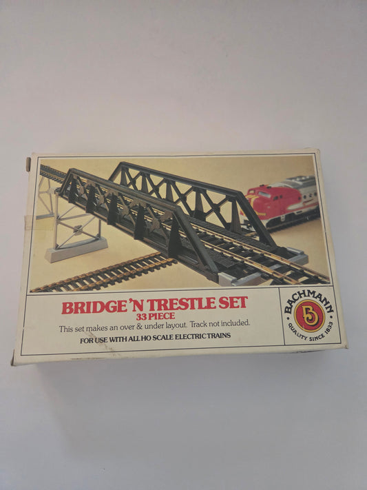 Bachmann HO Scale Structure Bachmann HO Scale Over & Under Bridge 'n Trestle Set (33pcs) Scenery Set