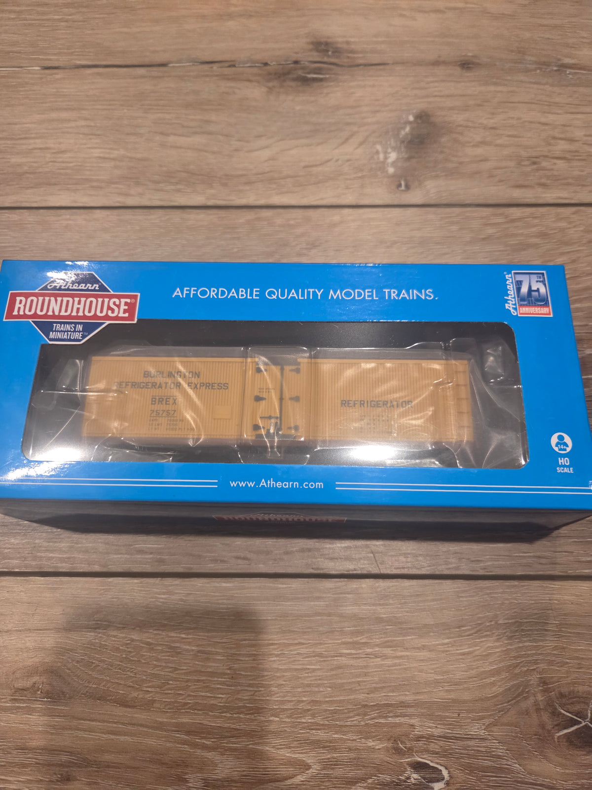 Athearn HO 94890 40' wood reefer CB&Q OOP Since 2006 #75757