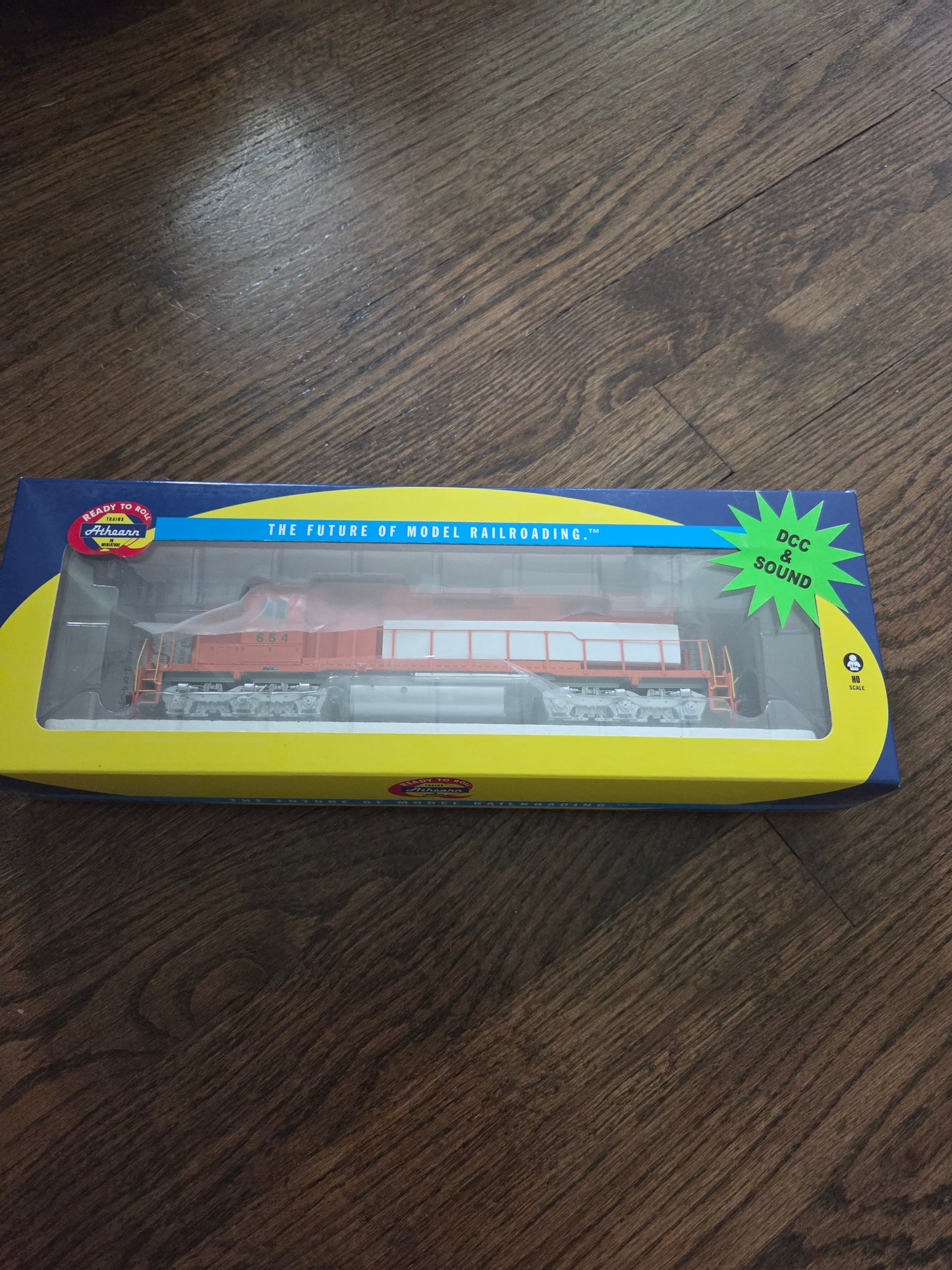 Athearn HO 88584 Locomotive SD38 Elgin, Joliet & Eastern #654 (Sound & DCC)