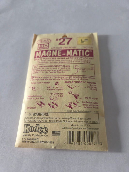 Kadee HO 27 Coupler Plastic-Shank Coupler - Kit - Magne-Matic(R) (2 pair)